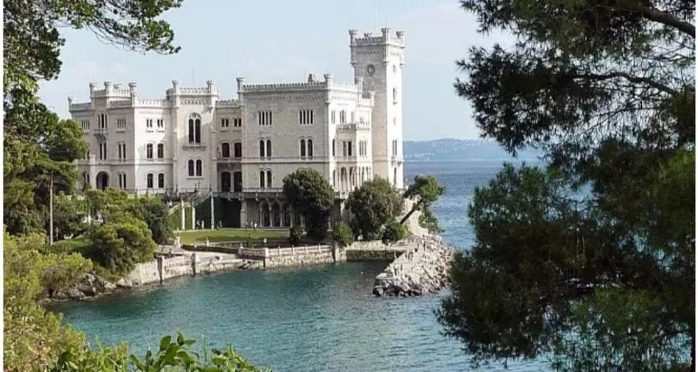 Casa Vacanze Nonno Asterio Monfalcone Eksteriør billede